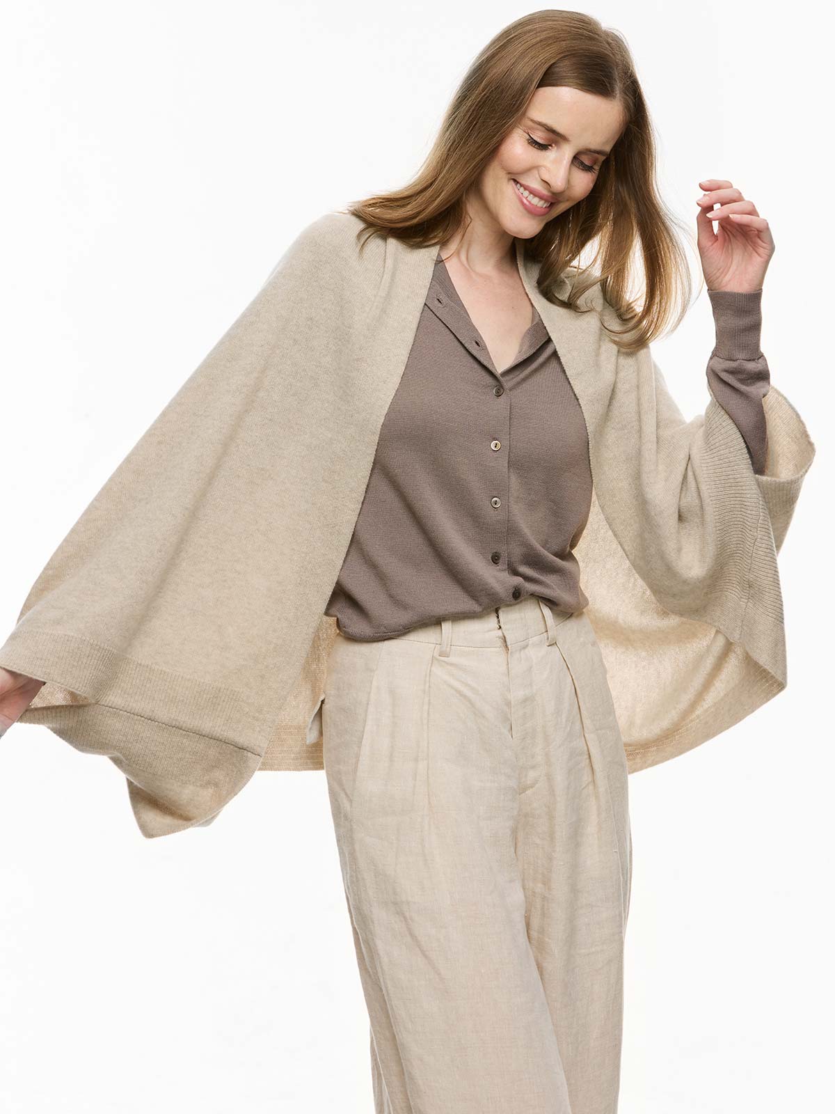 Ecru Wearable Cashmere Wrap - Image 4