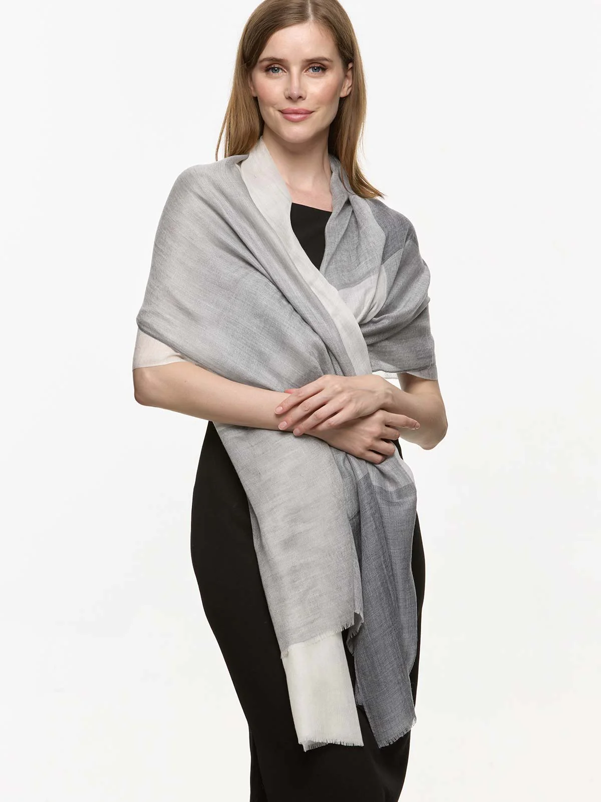 Featherlight Silver White Cashmere Scarf - Image 4