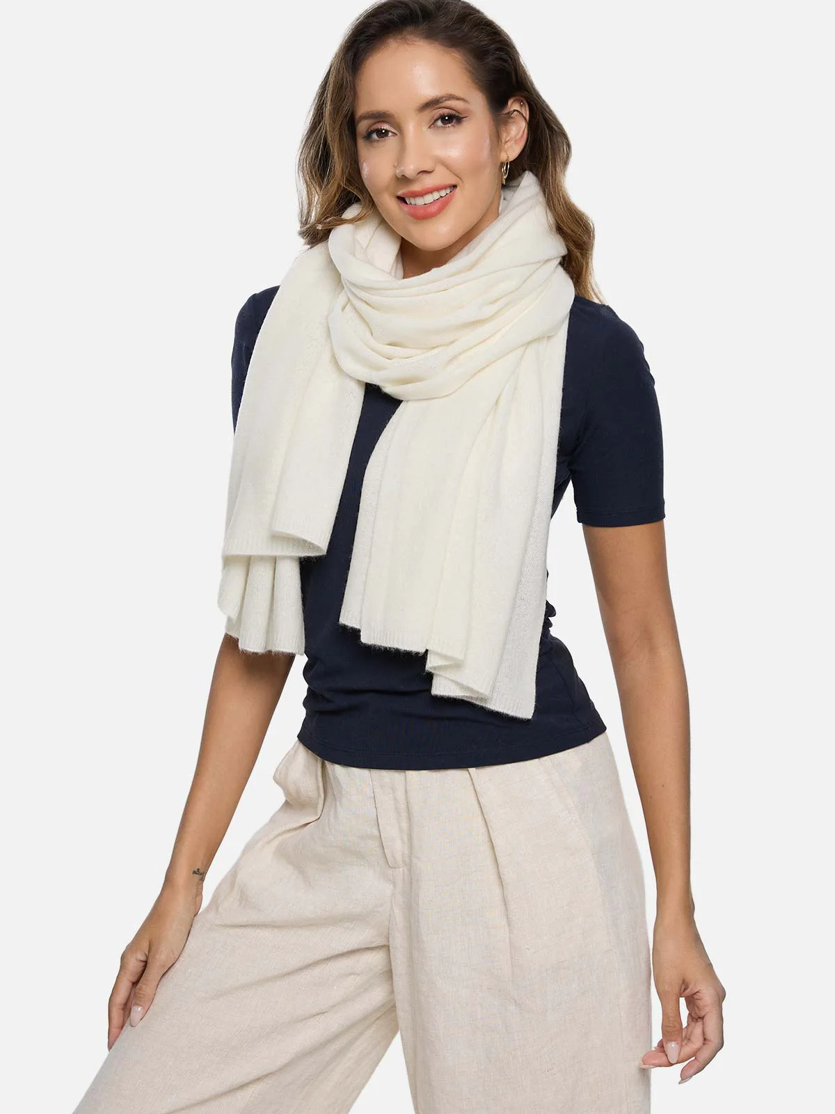 FlexKnit White Cashmere Wrap - Image 5