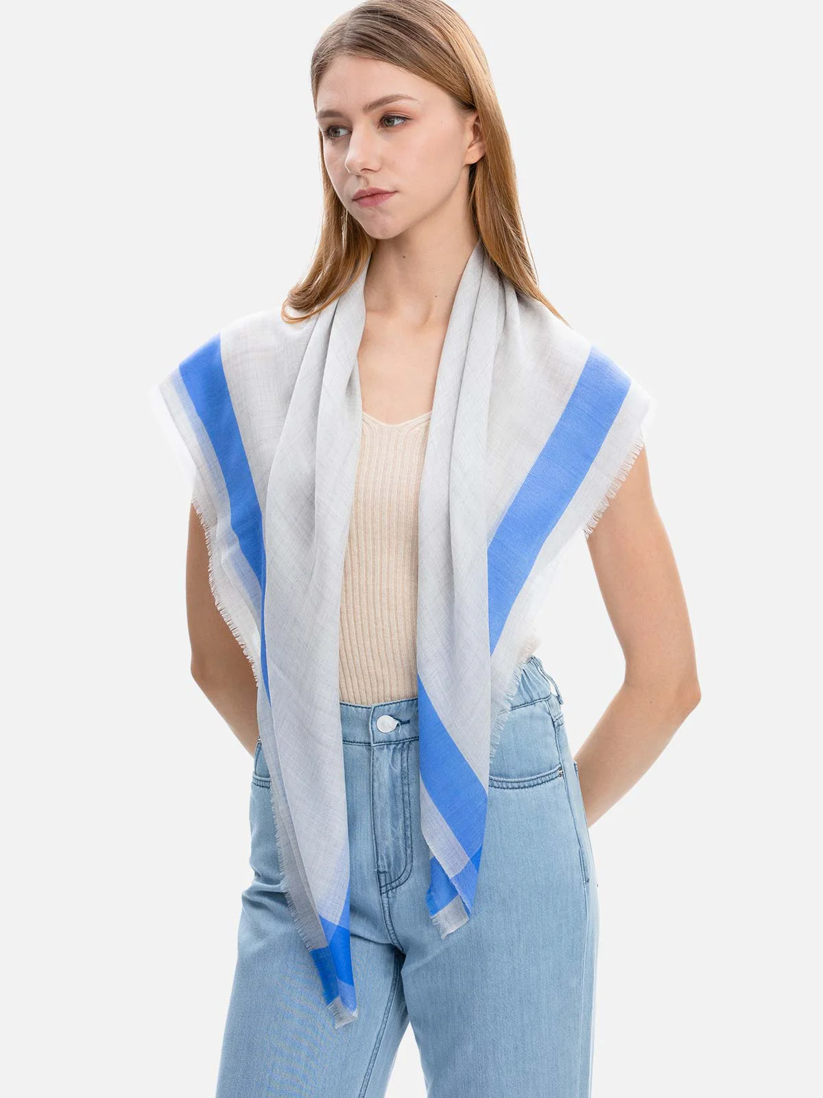 Square - Featherlight Gray Cashmere Scarf - Image 6